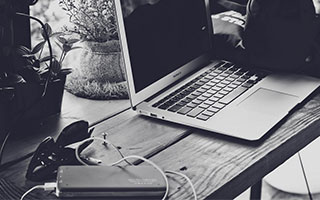 英超|能拦住“枪手”的只有“蓝军”，十人切尔西1：1阿森纳